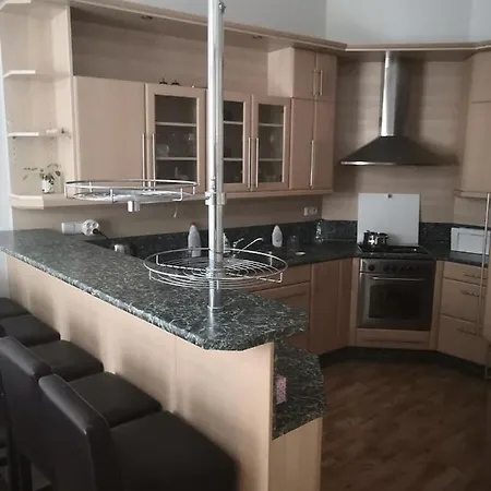 Private In Shared Luxurious Palace Like With 2 Bathrooms Including Whirlpool And Virtual Reality Prag