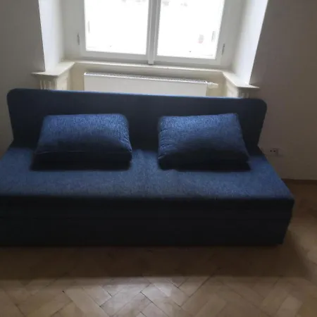 Private In Shared Luxurious Palace Like With 2 Bathrooms Including Whirlpool And Virtual Reality *