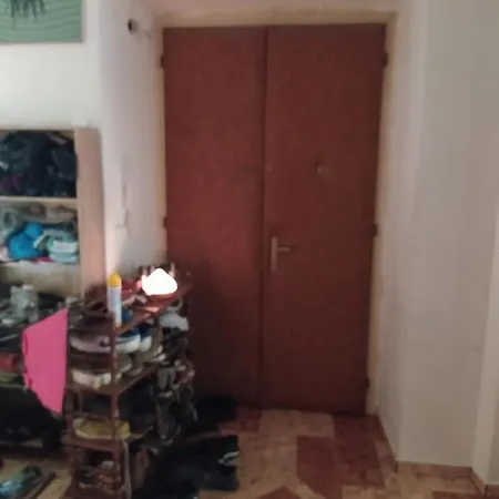 Private In Shared Luxurious Palace Like With 2 Bathrooms Including Whirlpool And Virtual Reality Pensionat