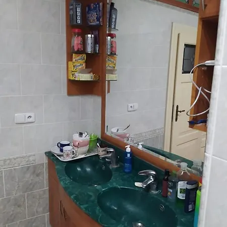 Private In Shared Luxurious Palace Like With 2 Bathrooms Including Whirlpool And Virtual Reality Pensionat