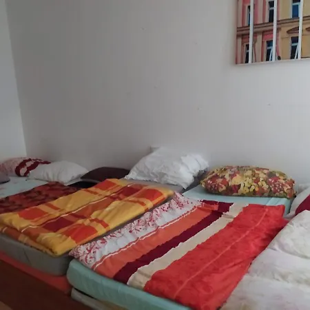 Private In Shared Luxurious Palace Like With 2 Bathrooms Including Whirlpool And Virtual Reality